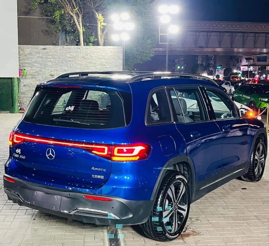 Mercedes eqb350 4matic
