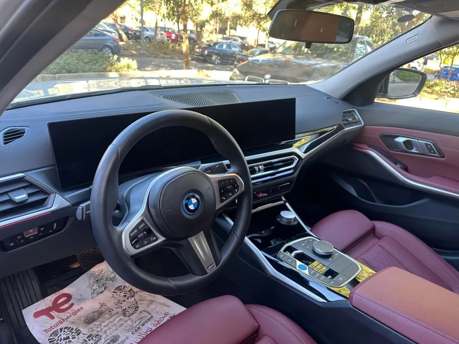 BMW i3 35l 2023