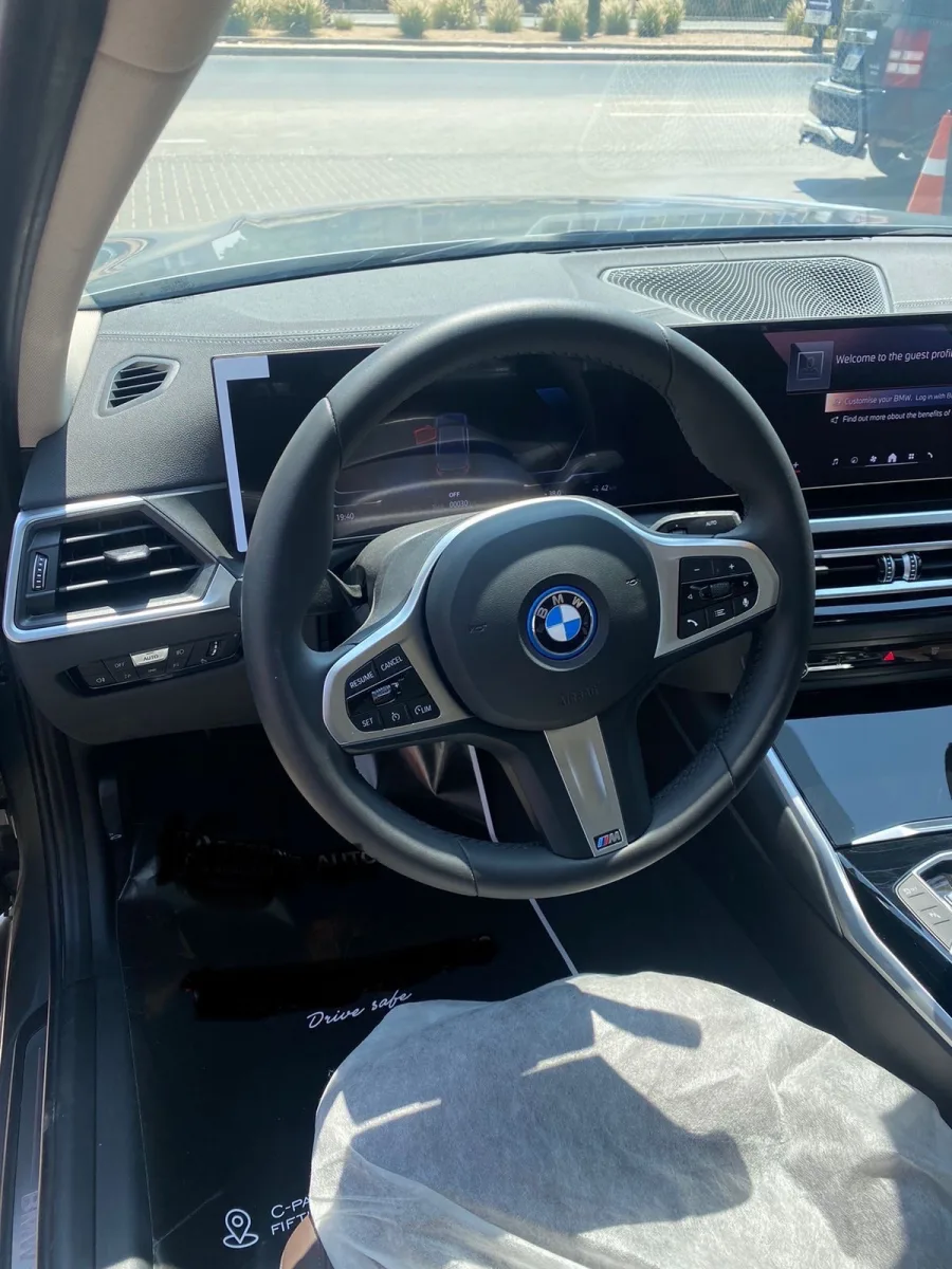 bmw i3 35L 2024 zero