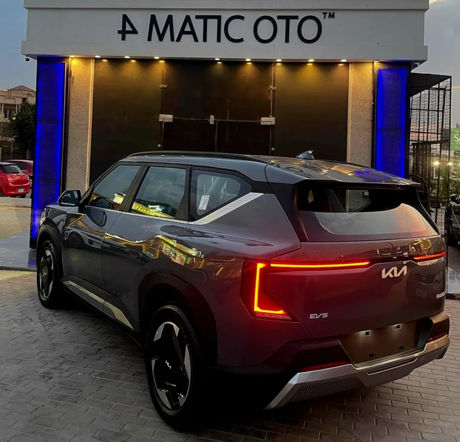 KIA Ev5 land