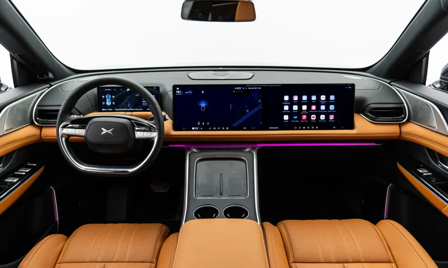 Xpeng G9