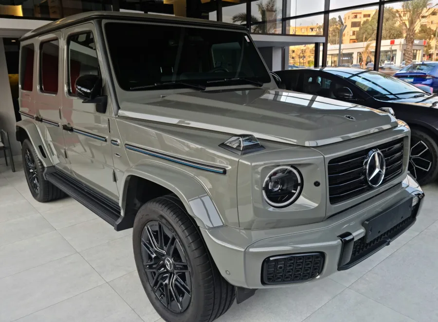مرسيدس EQ 580