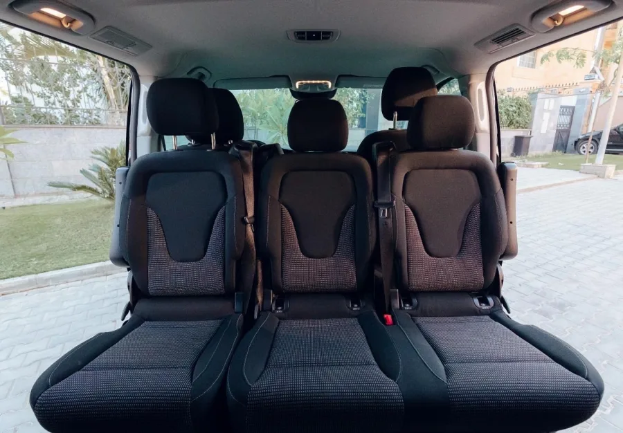 MERCEDES EQV300