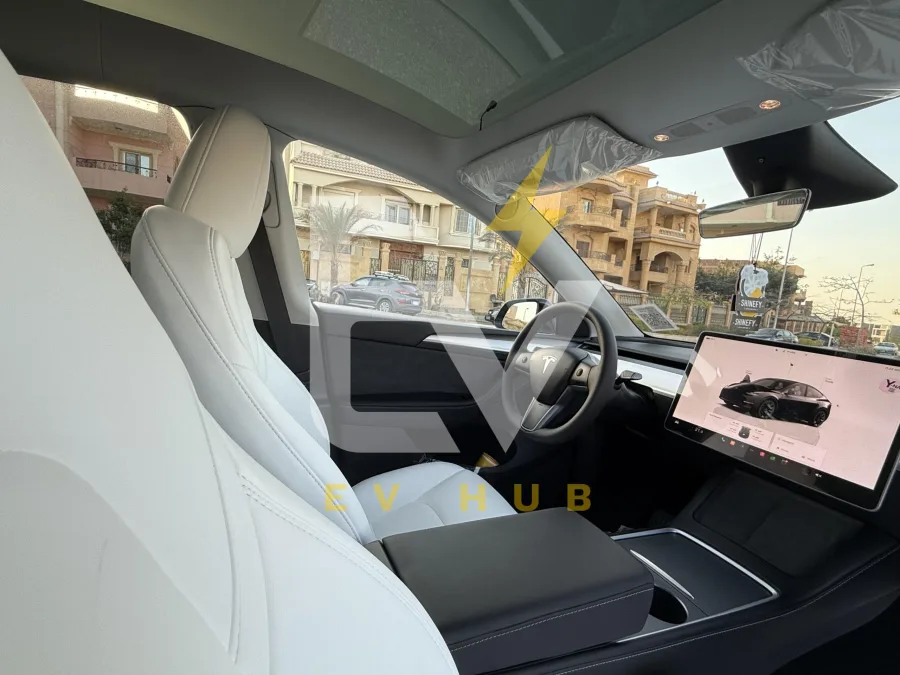 tesla model y zero km