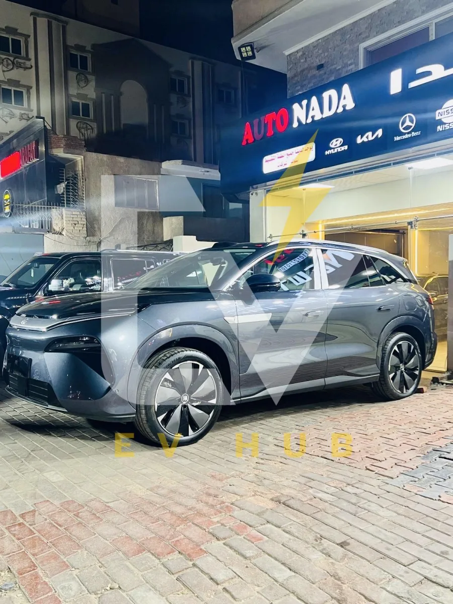 BYD TANG L 4WD 1086HP الفئة التالتة اعلي فئة2025