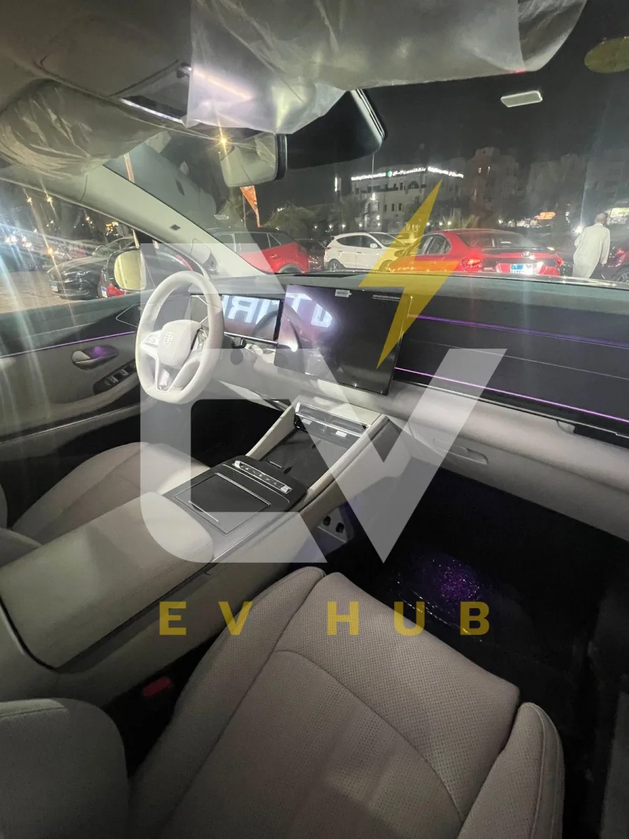 BYD TANG L 4WD 1086HP الفئة التالتة اعلي فئة2025