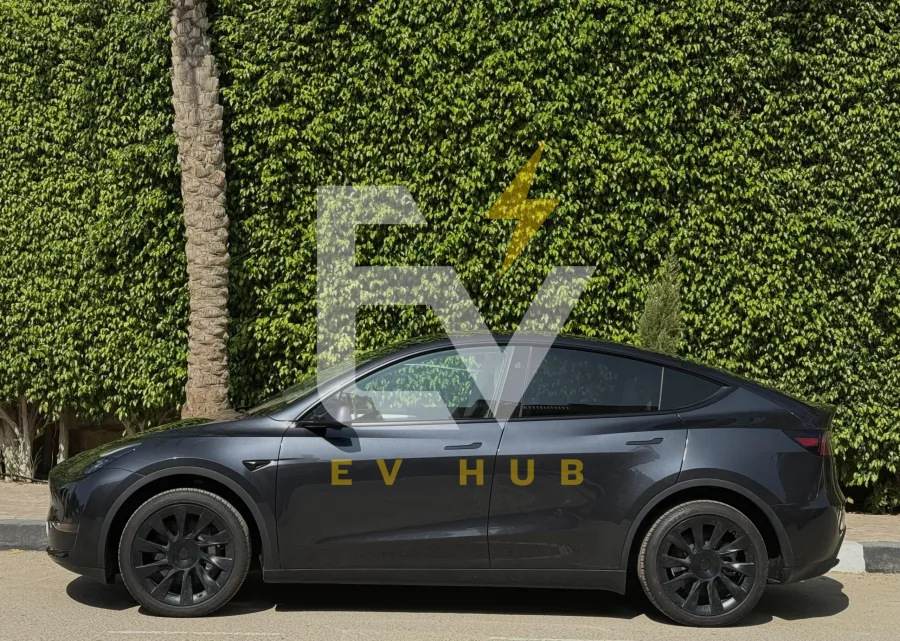 tesla model y zero km