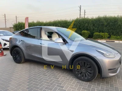 model y 2023 long range AWD
