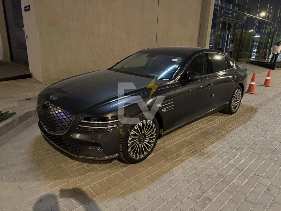 🚘✨ For Sale – 2023 Genesis G80 Electrified (Luxury Trim)