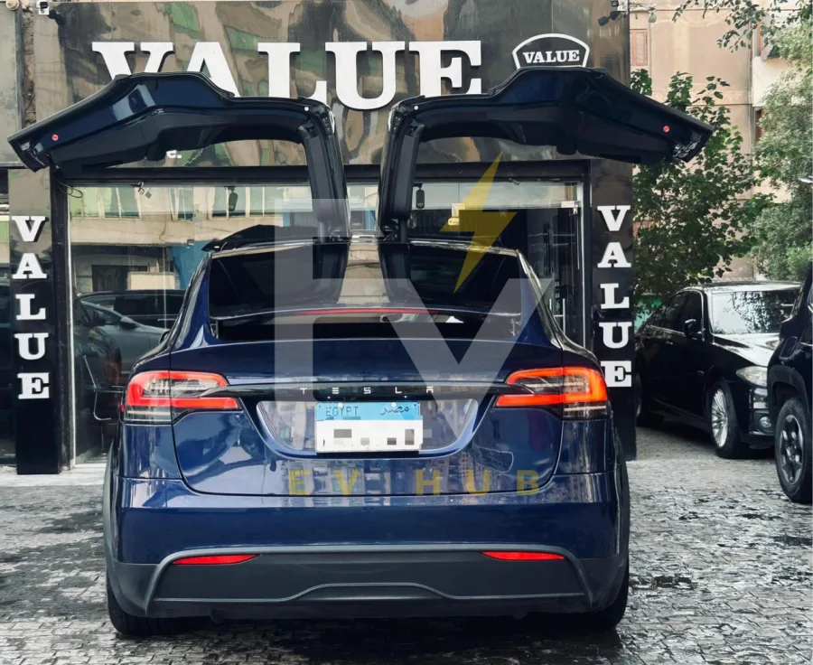 Tesla Model x long Range