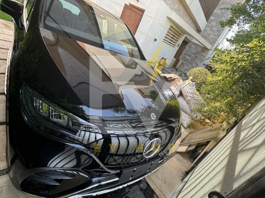 mercedes eqe 350 2024 3400km only