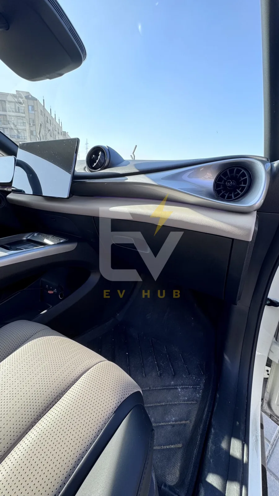 BYD dolphin 2025 ( 520km ) أعلي فئة