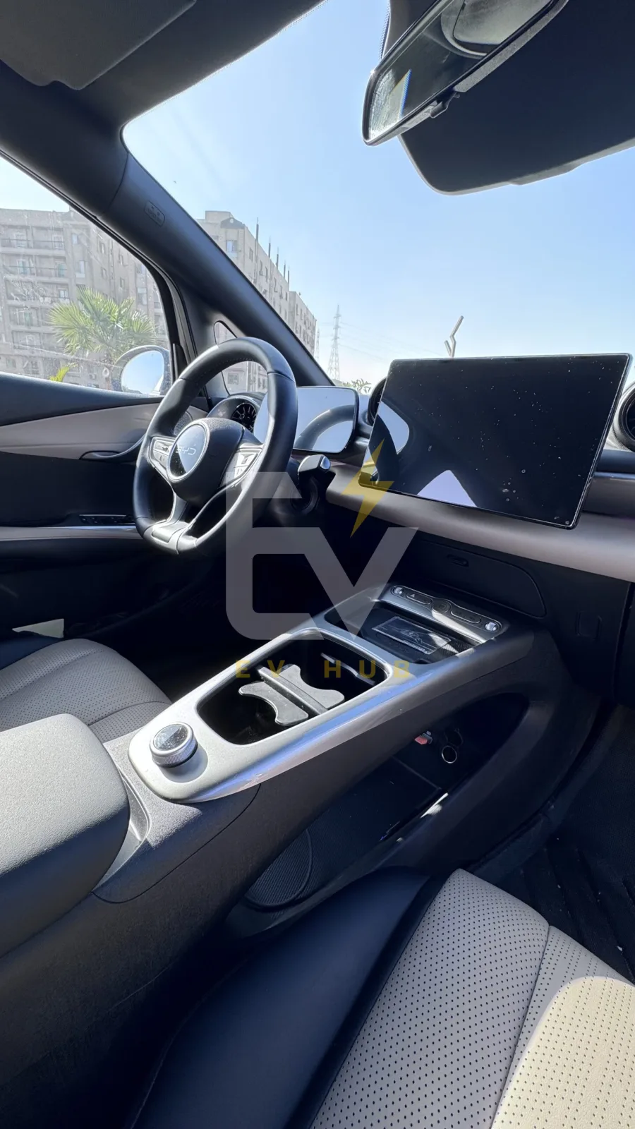 BYD dolphin 2025 ( 520km ) أعلي فئة