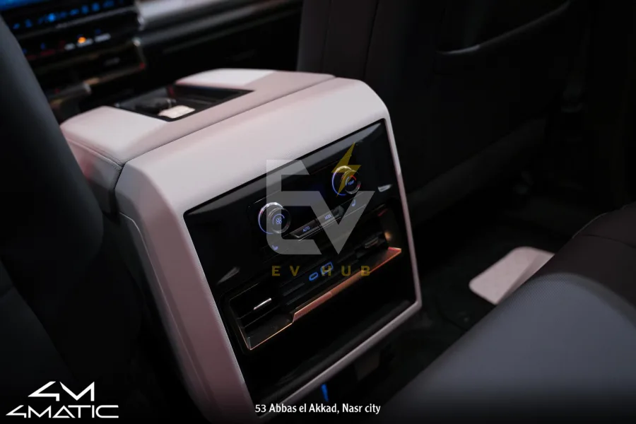 Hummer EV 2025