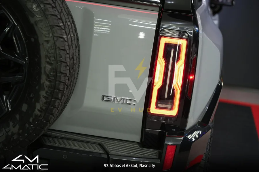 Hummer EV 2025