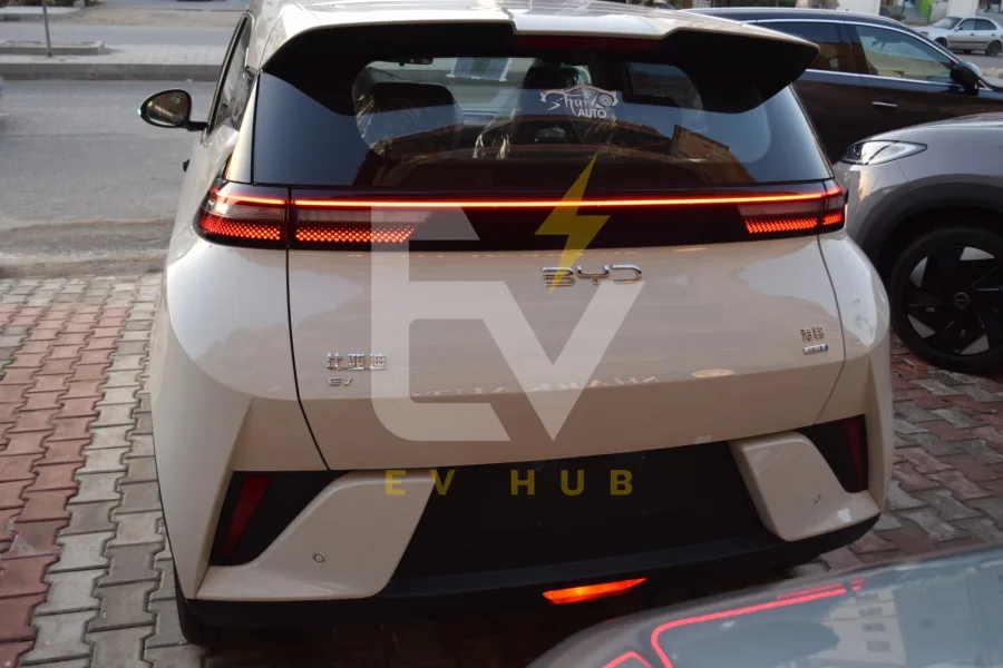 BYD Tang L