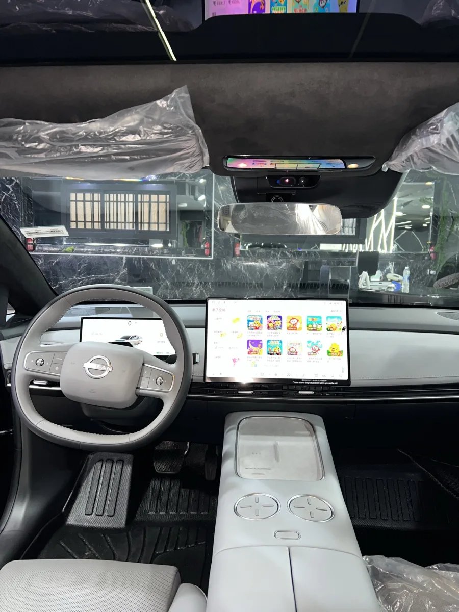 Nissan N7 Max