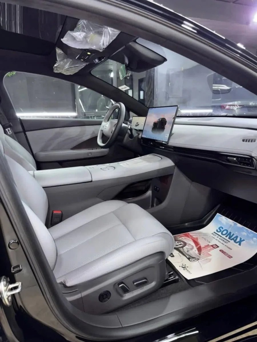 Nissan N7 Max