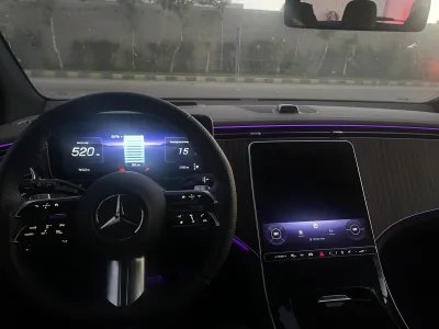 Mercedes eqe500 duv