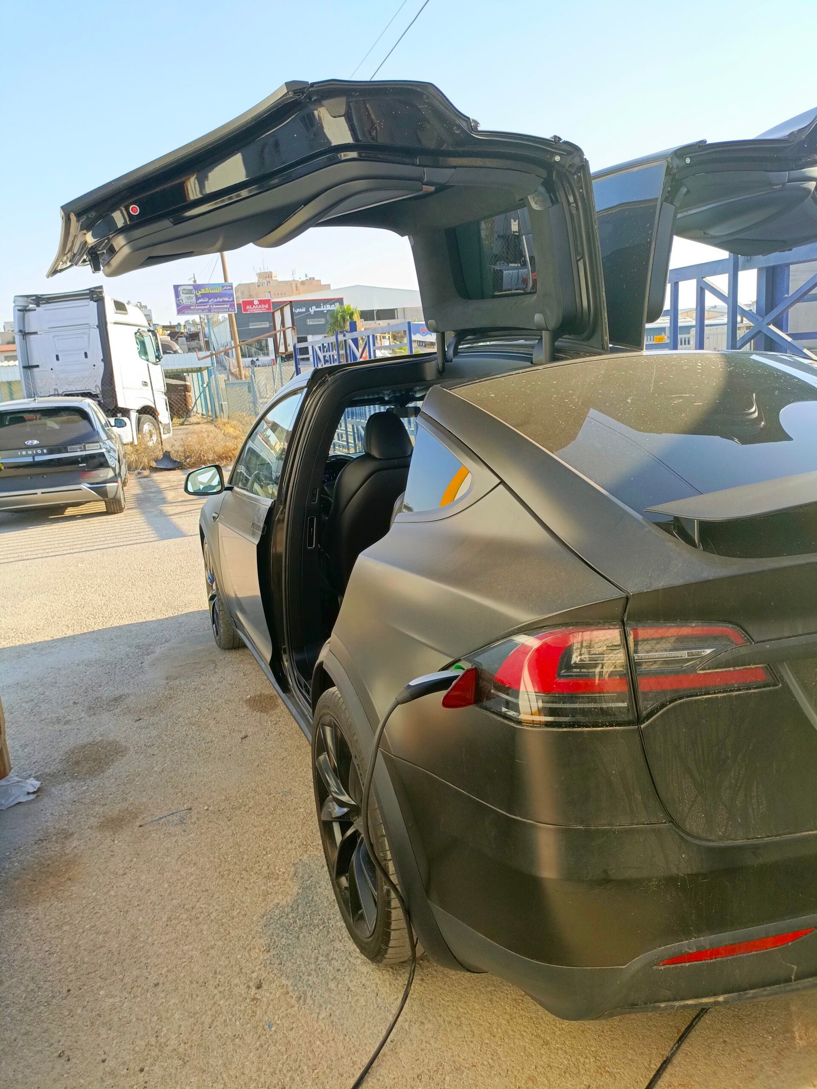 Tesla X long range dual motor plus بطارية 100