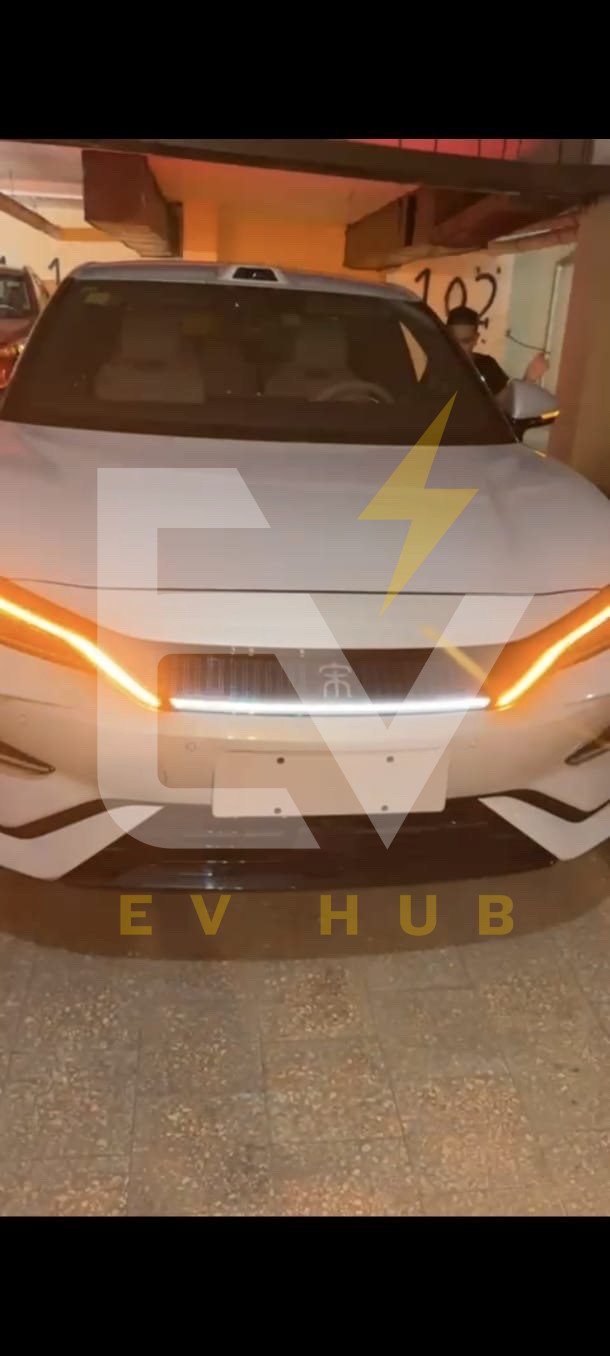 BYD song L